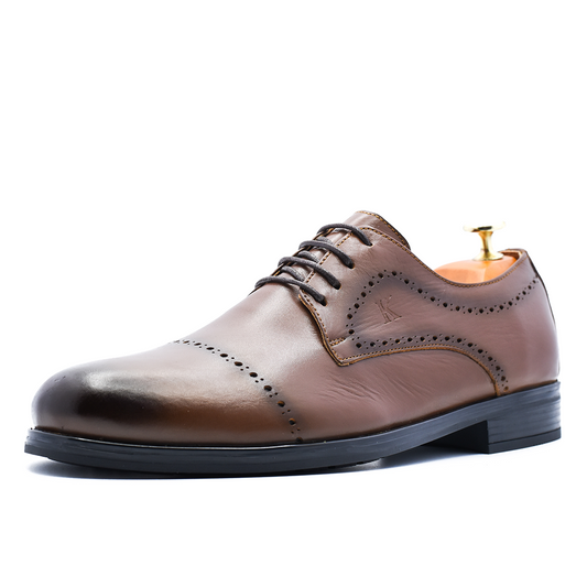 CHAUSSURE CLASS EN CUIR MARRON RF 711