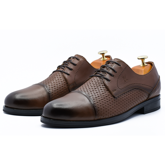 CHAUSSURE CLASS EN CUIR MARRON RF 765