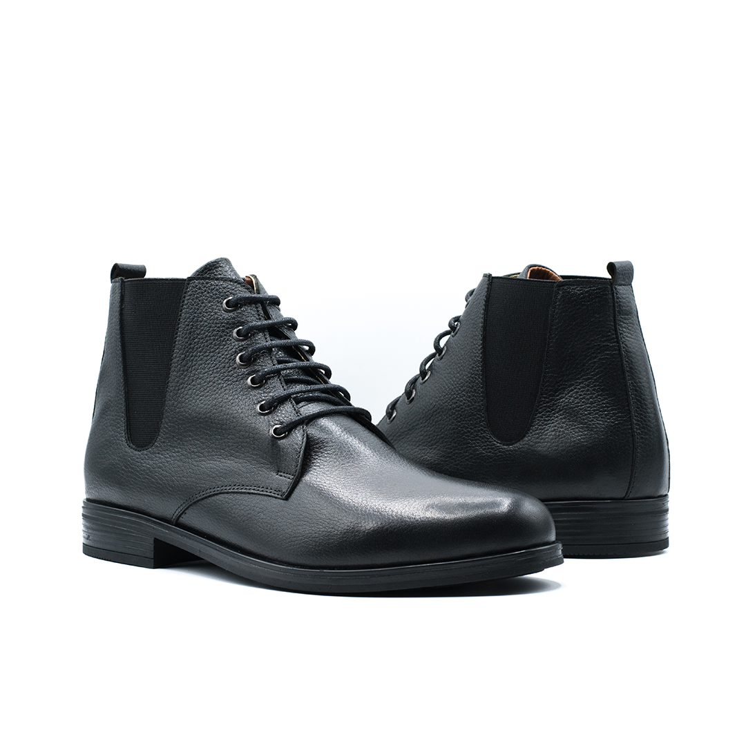 BOTTINE EN CUIR NOIR Rf 793