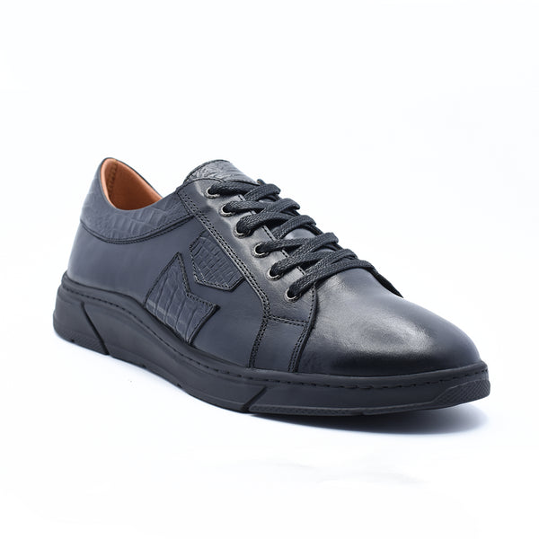 BASKETS EN CUIR NOIR RF019